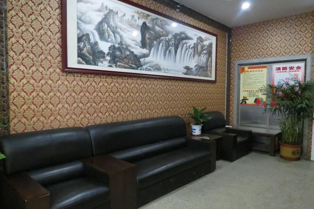 Longwang Business Hotel Liuzhou 외부 사진