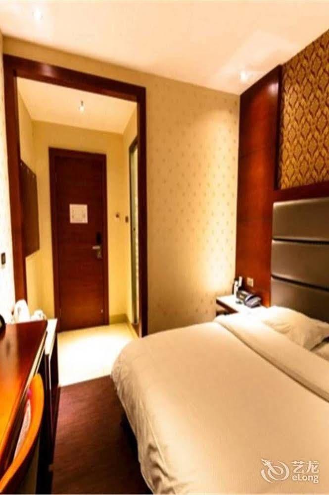 Longwang Business Hotel Liuzhou 외부 사진